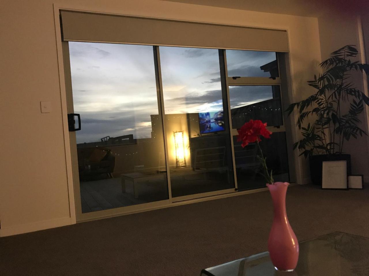 Holiday House Mount Maunganui Exteriör bild